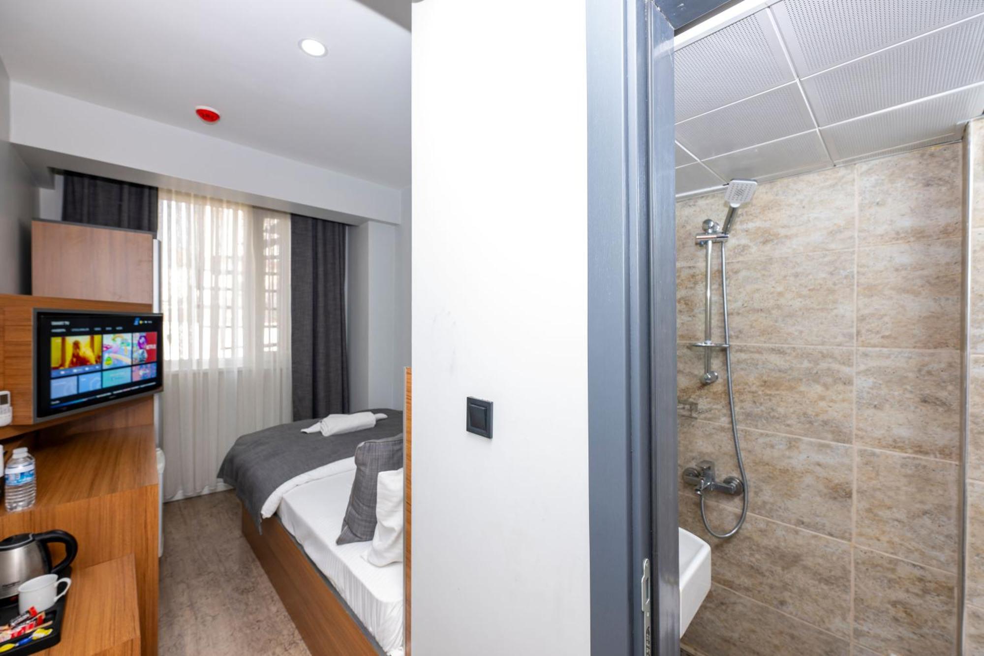 Mayza Otel Istanbul Exterior photo